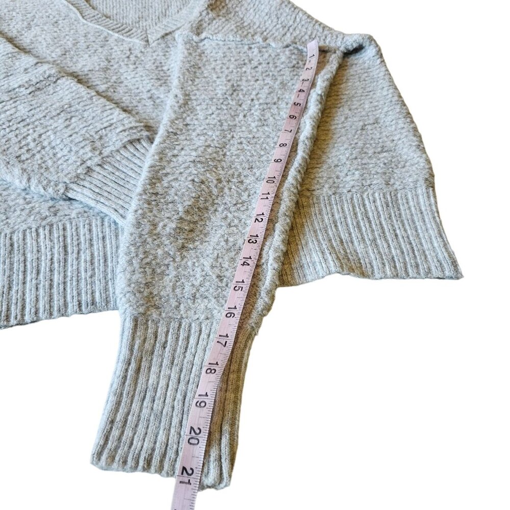 NWT SO Gray Women's V Neck Sweater Top size XL - Picture 8 of 11